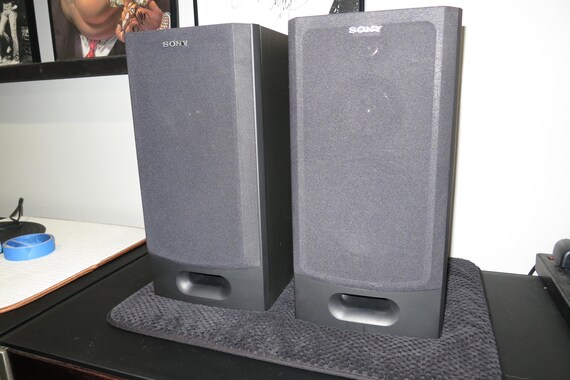 Pair of Vintage Sony SS-H2750 3 Way Bookshelf Speakers
