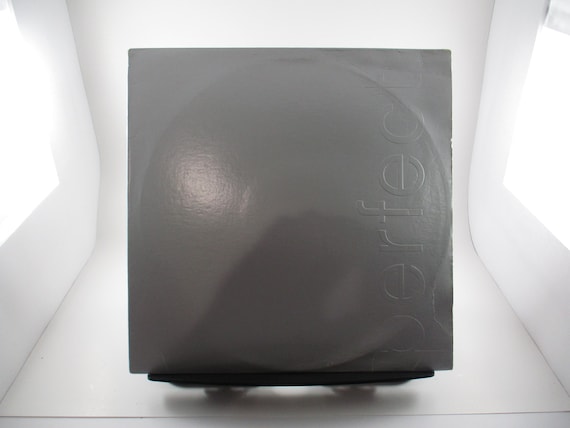 Vintage 1985 Vinyl EP Record The Perfect Kiss New Order Excellent Condition 66795