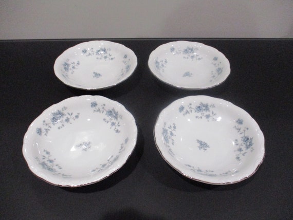 Set of Four Vintage Johann Haviland Blue Garland Pattern 5 Inch Fruit Bowls Pristine Condition