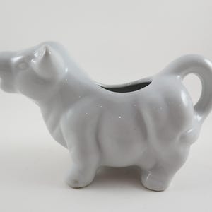 Vintage Cow Creamer: Detailed Ceramic Figurine, Made in Japan