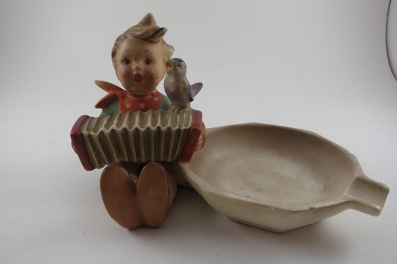 Vintage Goebel Hummel #114 Let's Sing with Ashtray TMK3 Full Bee