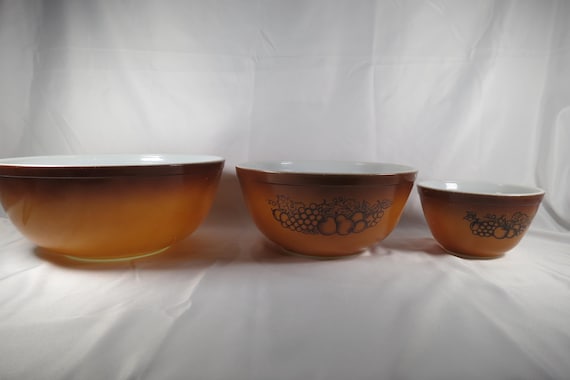 Set of 3 Pyrex Old Orchard Pattern Mixing Bowls 401 403 404