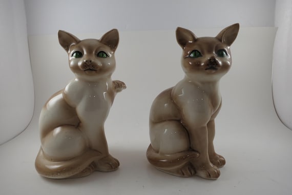 Pair of Vintage Maneki Neko Siamese Cat Figures Hand Painted Porcelain 7 Inches Tall