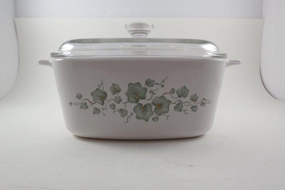 Vintage Pyrex Callaway Green Saucepan: 1.5 Liter with Lid