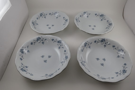 Set of Four Vintage Johann Haviland Blue Garland Rim Soup Bowls