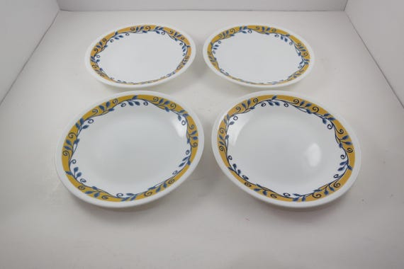 Set of Four Vintage Corelle by Corning Casa Flora Pattern 6 3/4 Inch Bread Plates Excellent Used Condition