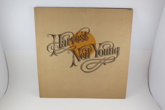 Vintage 1972 Vinyl LP Record Neil Young Harvest Excellent Condition 71459