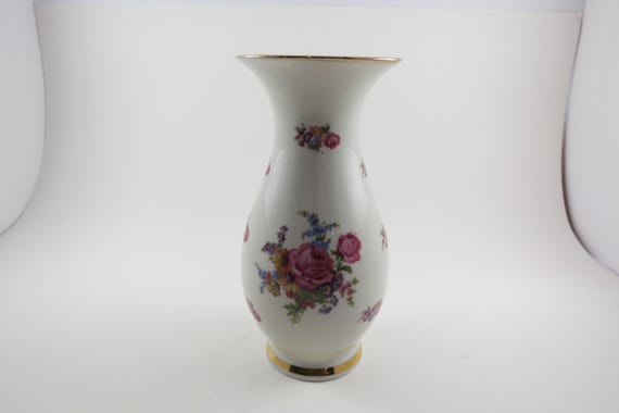 Beautiful Vintage Hand Painted Bavarian 6 1/2 Inch Tall Vase Pink Roses
