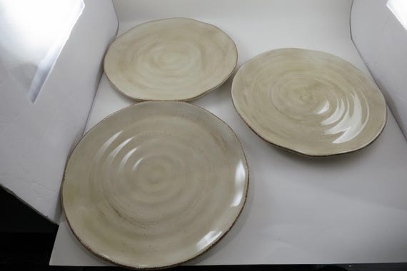Set of Three Vintage Tabletops Unlimited Campagnolo Beige 11 1/4 Inch Dinner Plates
