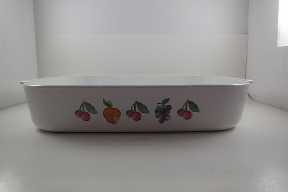 Vintage Corning Ware Open Roaster: Fruit Basket Pattern A-21-B 12x10x2