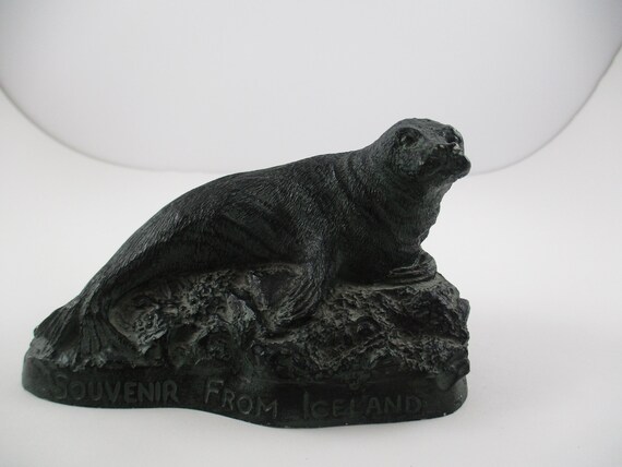 Vintage Seal Figurine Souvenir From Iceland Very Detailed Excellent Condition 4.5 Inches Long