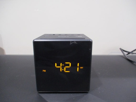 Vintage 1990's Sony Dream Machine Clock Radio: Orange Display, Buzzer/Radio Alarm, Sleep Mode