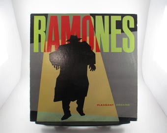 Original 1976 Release, Ramones - Ramones | Sire Records, SASD-7520