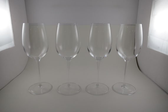 Vintage Luigi Bormioli Bourgogne Red Wine Crescendo Glass Signed 9 Inch Tall Signed