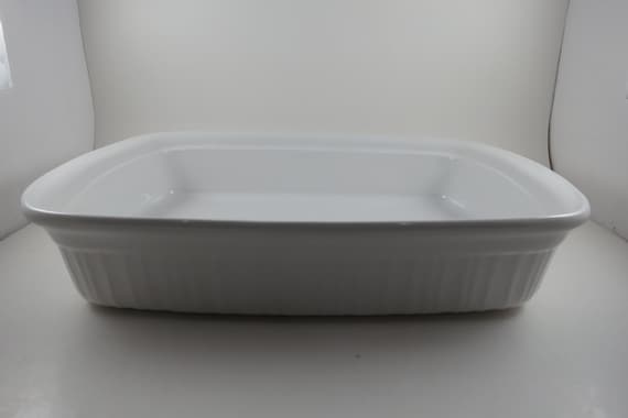 Corning Ware 9x13 Inch Baking Dish in French White