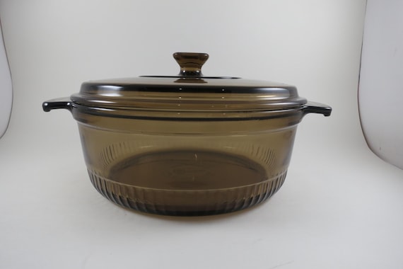 Brown Anchor Hocking 2 Liter/2 Quart Round Glass Double Handled Bowl with Matching Lid