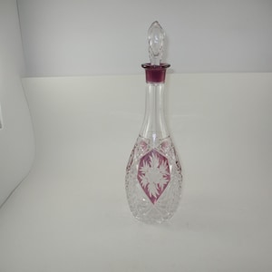 Cut to Clear Crystal Wine Decanter Unbranded 12 Inches Tall with Original Top Cranberry