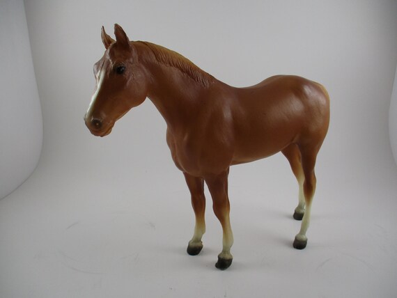 Vintage Breyer Golden Palomino Yearling Quarter Horse 10 Inches Long Excellent Condition