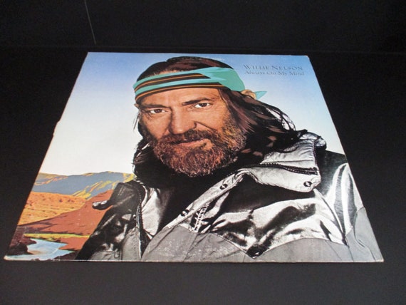 1982 Vinyl LP Record Willie Nelson Always On My Mind Excellent Condition 72169