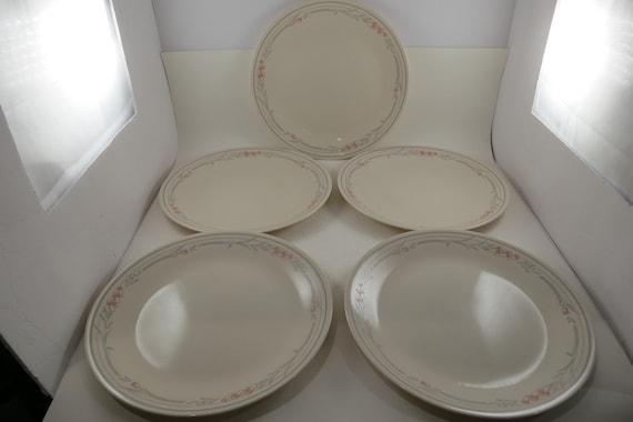 Vintage Corelle Tulip Rose Dinner Plates, Set of 5 (10.25 Inch)