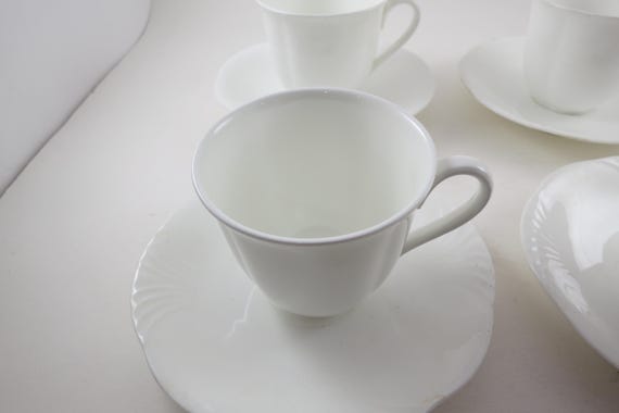 Set of Four Vintage Villeroy & Boch Germany Mettlach Weiss Cup and Saucer Sets No 1748 Bone China Excellent Condition