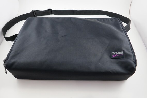 1980's/90's Gemini Series Black Cassette Tape Carrying Case Holds 30 Cassettes with Hard Inner Tray Strap and Handle