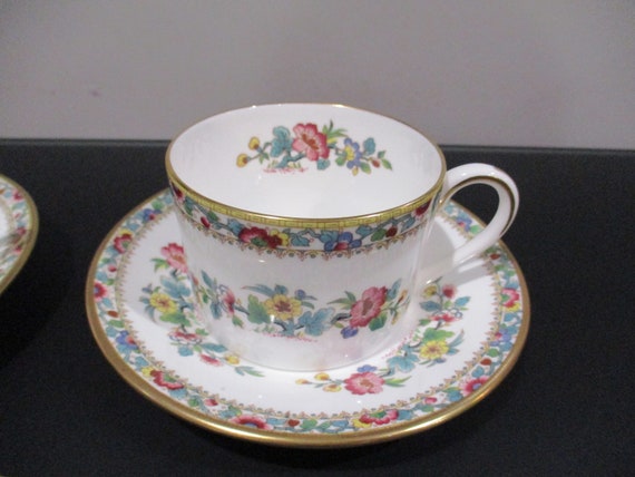Vintage Coalport Bone China Ming Rose Pattern Flat Cup and Saucer Set Like New Condition