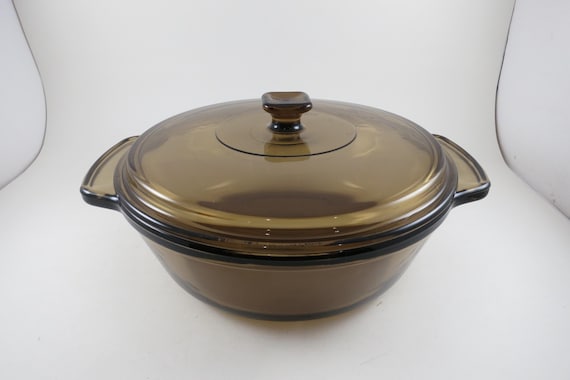 Vintage 90's Brown Anchor Hocking 9 Inch 2 Quart Covered Casserole Dish