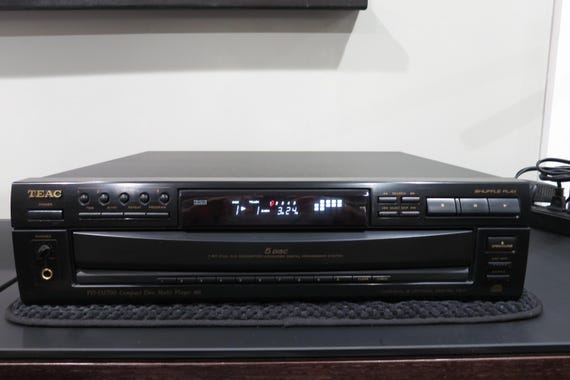 Vintage TEAC PD-D2700 CD Multi Player, 5-Disc Changer - 1999