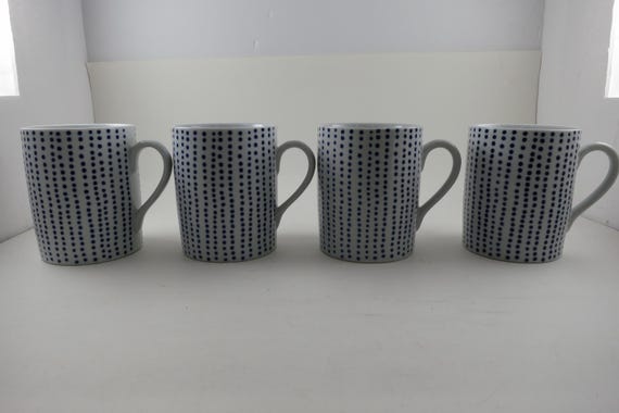 Set of 4 West Elm Navy Blue 12oz Coffee Mugs Plaid