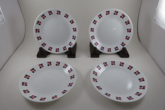 Set of Four Vintage Corelle Uptown Bread Plates 6 3/4 Inch