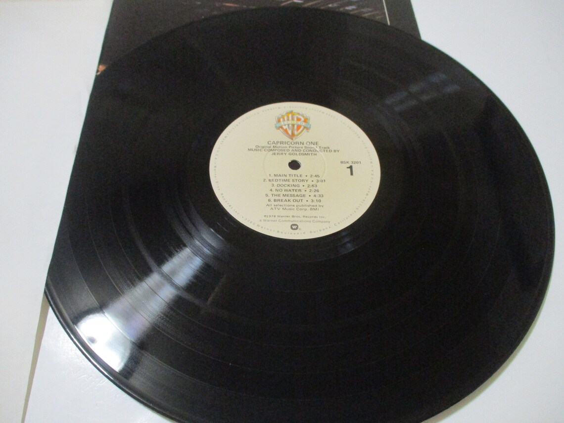 capricorn one vinyl capricorn one vinyl