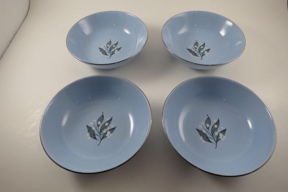 Set of Four Homer Laughlin Skytone Stardust 1950's MCM 5 1/4 Inch Fruit Bowls