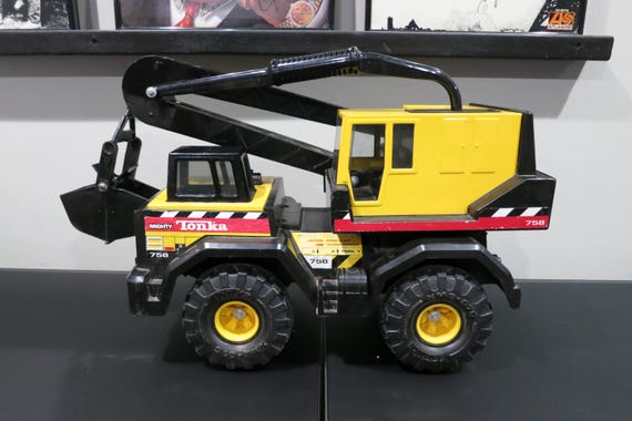 1999 Mighty Tonka Crane 758 Pressed Steel with Clam Shell Works