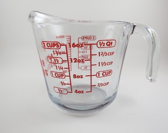 Vintage Anchor Hocking 2-Cup Measuring Cup: Red Lettering