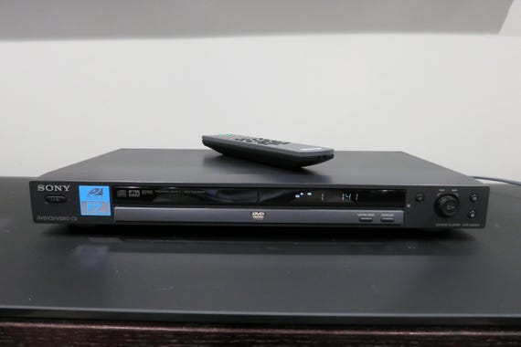 2002 Sony DVP-NS325 DVD/CD Player Works Great Black Slimline with Original Remote Control Works Perfectly