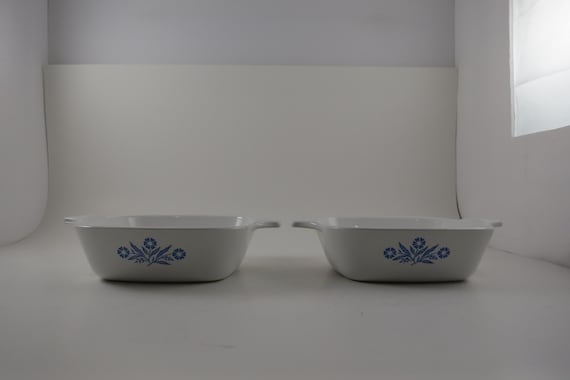 Vintage Corning Ware Blue Cornflower Petite Dishes (12 oz, Pair)