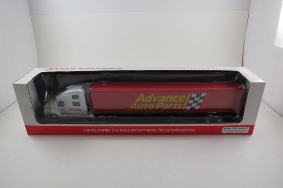 Spec Cast Volvo Vision Series 770 All Metal Advance Auto Parts 1:64 Scale Die cast Tractor Trailer New In Original Box Serial Number 00382