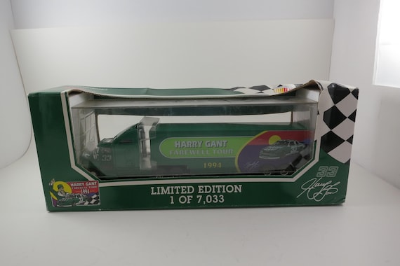 1994 Racing Champions 1:64 Scale Diecast Nascar Transporter #33 Harry Gant Farewell Tour Skoal Bandit NIB SIGNED by Harry Gant