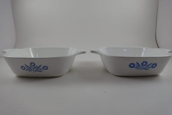 Vintage Corning Ware Blue Cornflower Petite Dishes (12 oz, Pair)