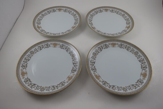 Noritake Gracelyn Pattern 5856 Set of Four 6 1/4 Inch Bread Plates