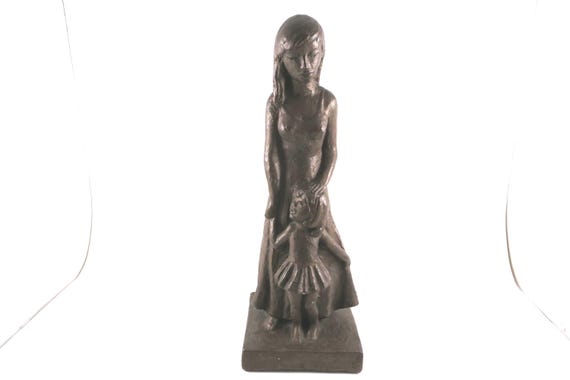 1960's Leonard Art Works Chalk Sculpture Mother and Daughter 12 1/4 Inches