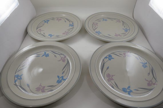 Set of Four Vintage Brick Oven Stoneware Stockholm Pattern 10 1/2 Inch Dinner Plates
