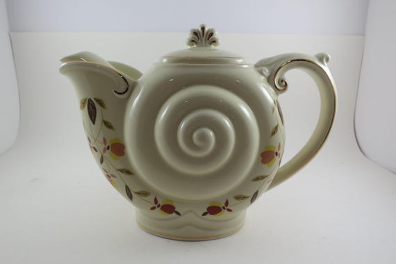 Vintage Jewel Tea Autumn Leaf Pattern 1996 Nautilus Teapot with Lid NALCC Like New Condition 2 Piece