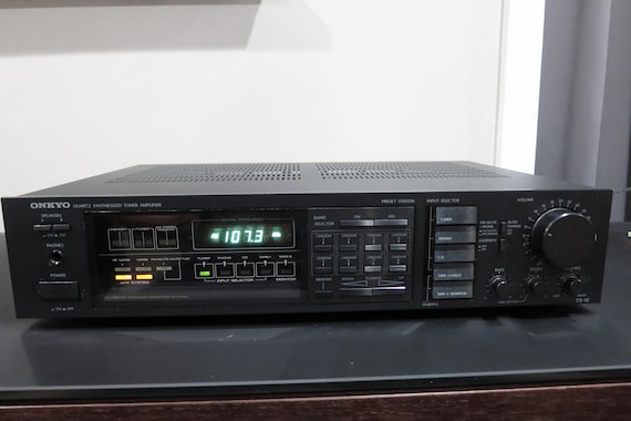Vintage 1980's Onkyo TX-18 Quartz Synthesized FM Stereo/AM Tuner Amplifier