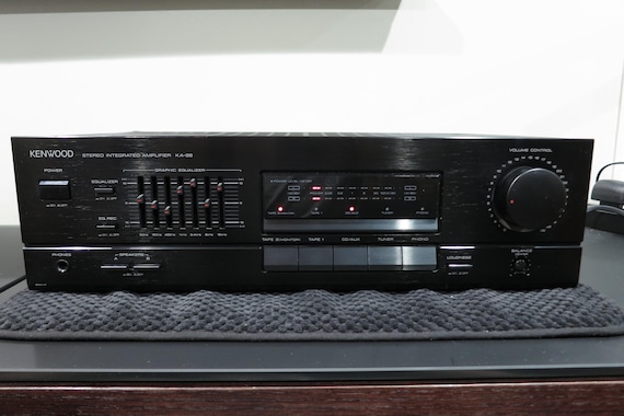Kenwood KA-88 Stereo Integrated Amplifier - 7 Band Equalizer