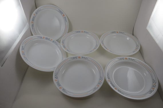 Six Vintage Corelle Peach Garland Pattern 8 1/2 Inch Soup Bowls Excellent Used Condition