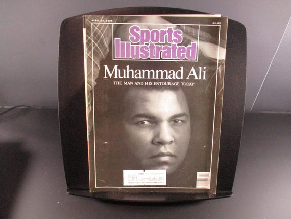 Vintage April 25, 1988 Sports Illustrated Magazine Muhammad Ali Boxing Excellent Condition