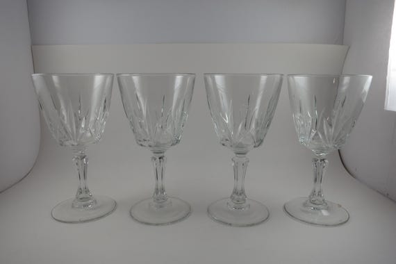 Vintage Set of Four Imperial Water Wine Stemmed Glasses