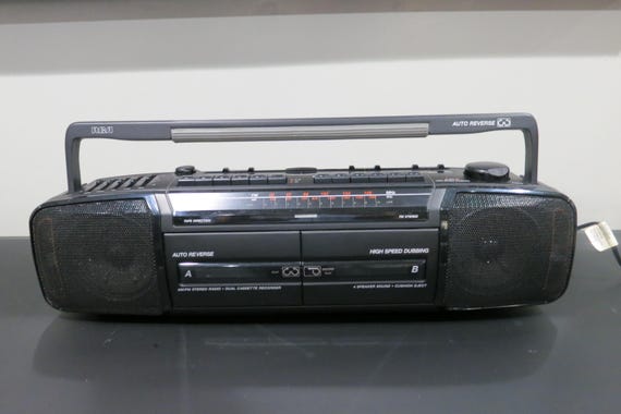 90's RCA Boom Box Dual Cassette Player Stereo 5 Band Equalizer Great Condition